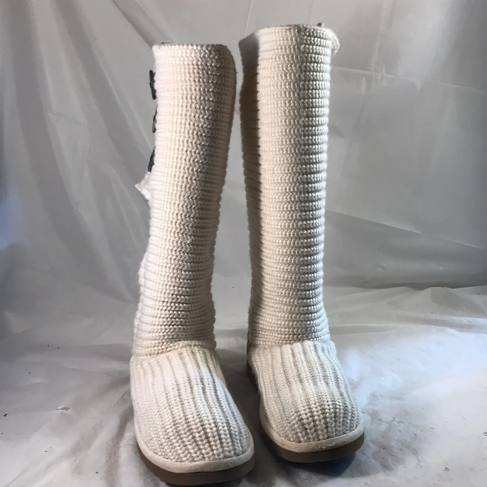 UGG Women’s Classic Cardy Cream Knit Adjustable Winter Shearling Insole Boots